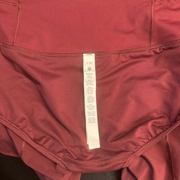 Lululemon Speed up High-Rise Lined Short. Size 2 Tall - Picture 6 of 9
